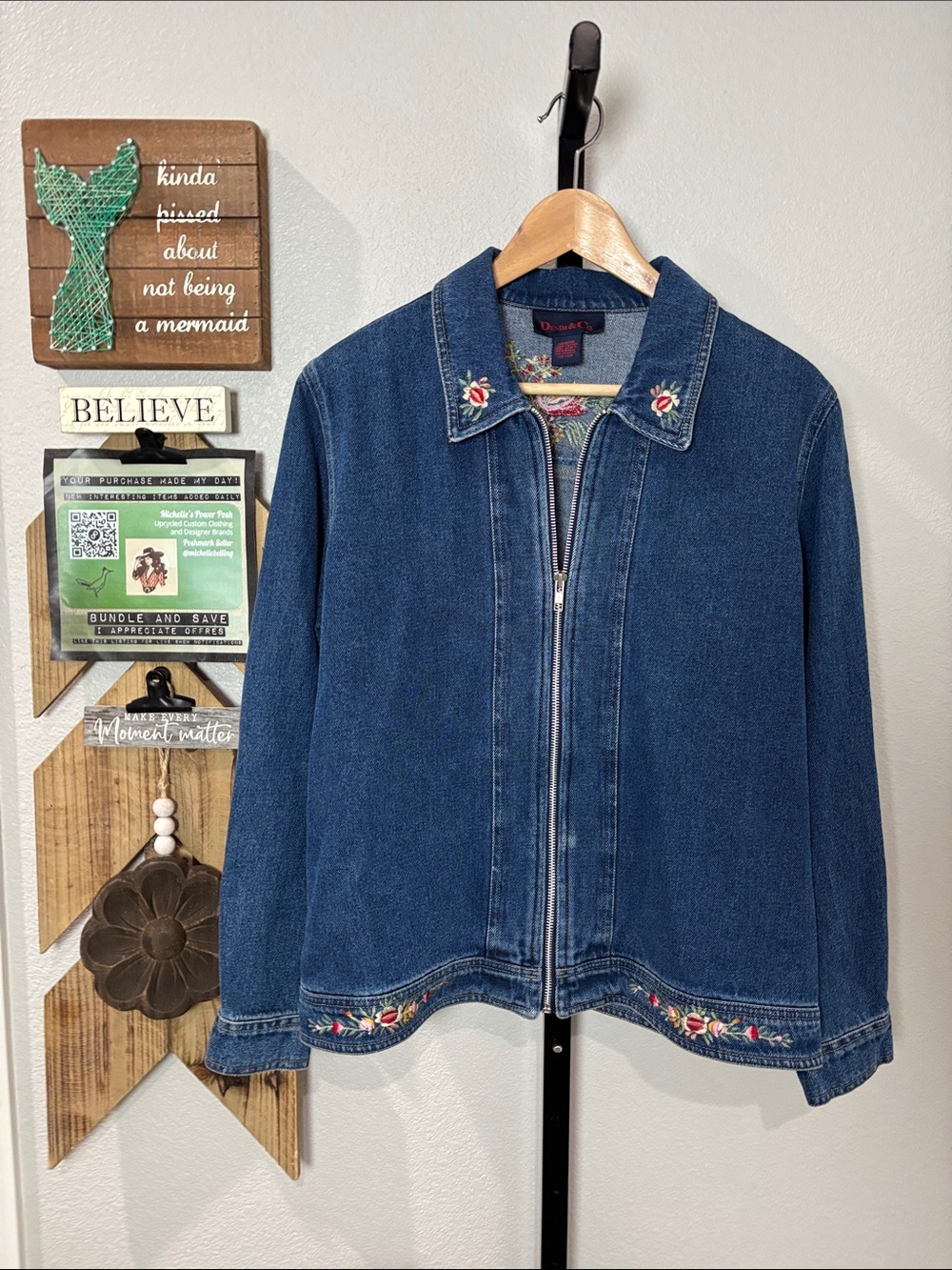 Denim&Co Dark Blue Embroidered Zip-Front Jean Jacket ptp21 L23 sz M